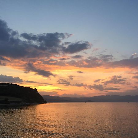 Kiparissi Villa Halkidiki อิเอริสโซส ภายนอก รูปภาพ